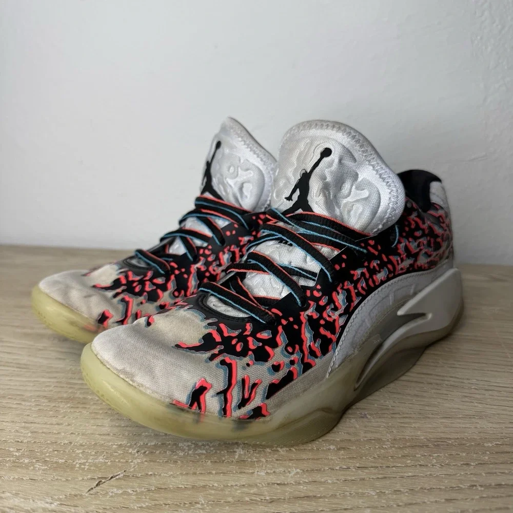 Jordan Zion 3 Z3D White Black Crimson‎ Youth Size 4Y FZ4792-060 OXIDIZED